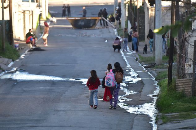 Operativo Policial en Barrio Bajo Pueyrredón por los disturbios por la muerte de Tomas Orihuela.