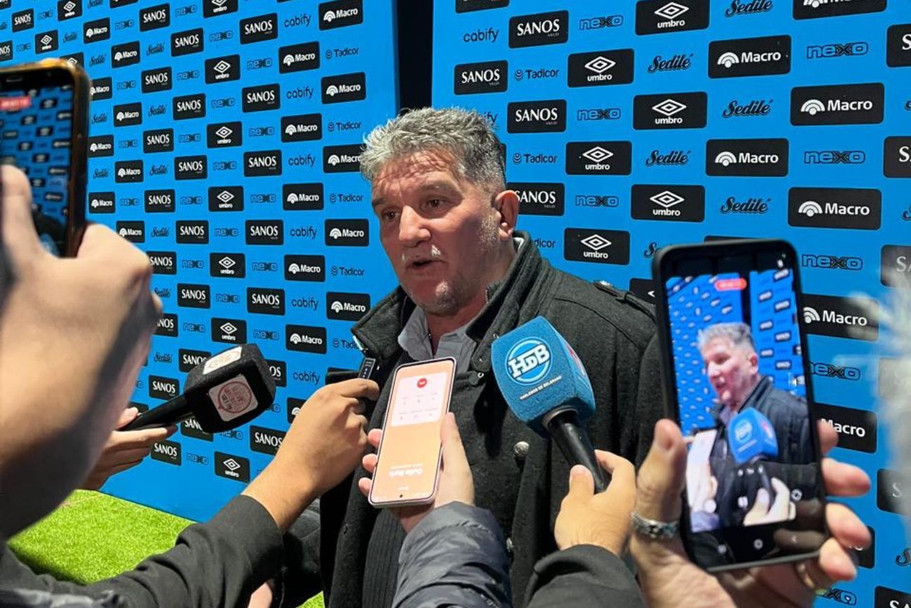 Luis Artime, presidente de Belgrano, durante la Asamblea Ordinaria.