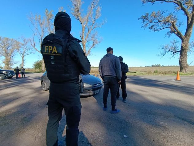 Córdoba: detuvieron a un hombre en la Terminal de Ómnibus y secuestraron droga en peajes