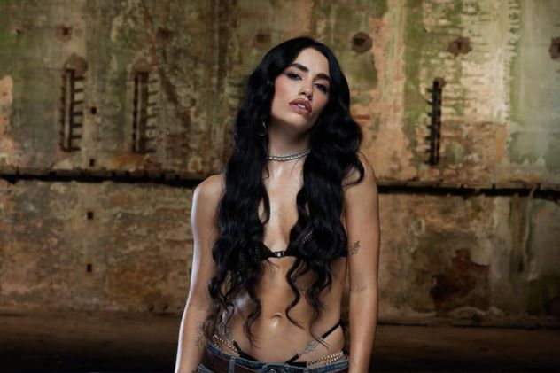 Lali Espósito compite por el Gardel de Oro con su álbum "No vayas a atender cuando el demonio llama".