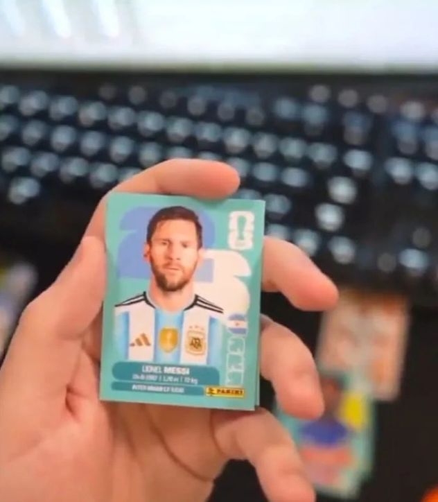 Spreen completó el álbum del Mundial 2026 en vivo: cuánto gastó y cuál fue la figurita más difícil.