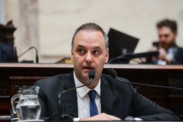 El jefe de Gabinete, Manuel Adorni, en la sesión informativa de la Cámara de Diputados