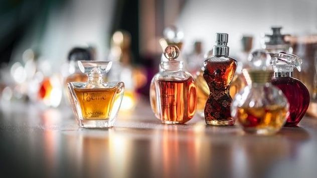 Perfumes en la heladera: el truco para que duren más y no pierdan aroma.