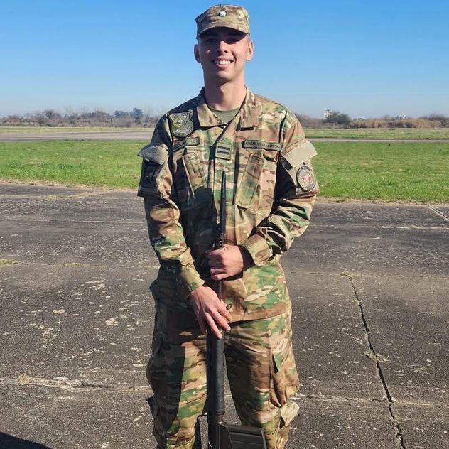 Brandon Castro, cabo atropellado en barrio Aeronáutico.
