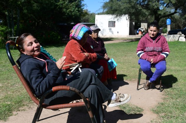 "Para nosotras es muy bueno porque podes ayudar desde la casa y en los hornos de ladrillos", expresó Paulina Saldaña. 