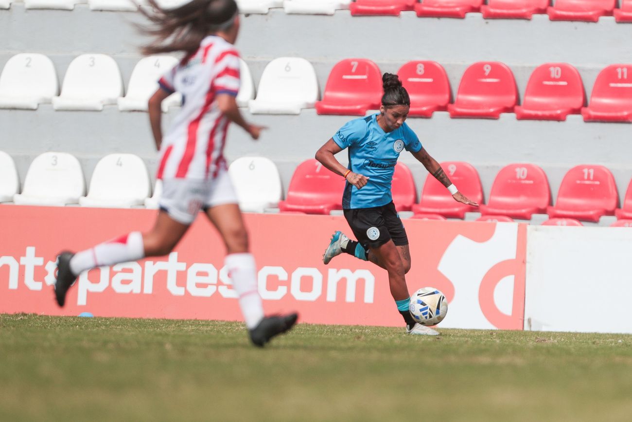 Lourdes Rodríguez, sancionada con tres partidos en Belgrano.