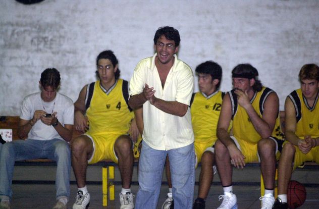 Gustavo Miravet es el nuevo entrenador de Hindú para la Liga Argentina. En el pasado, dirigiendo al "H" en las fomatis.