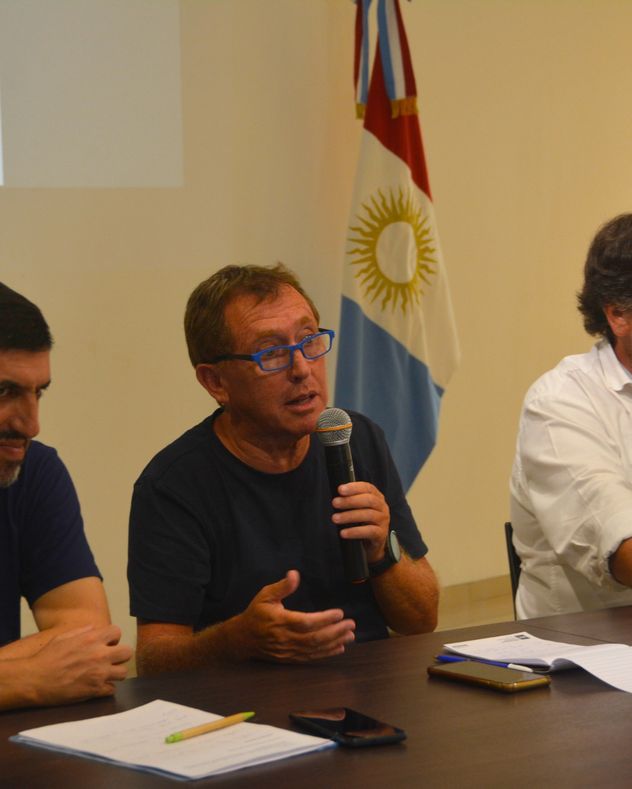 El legislador Dante Rossi propuso que se soliciten terrenos para viviendas.