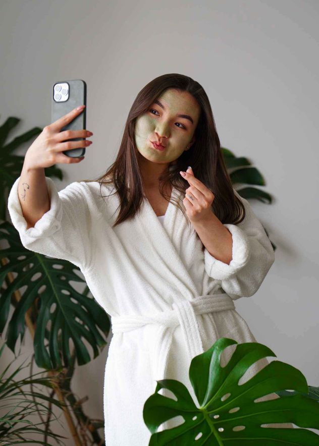La cosmética coreana usa fórmulas más innovadoras que la cosmética occidental, muy novedosas, aparte de que en sus productos la sensorialidad es diferente.