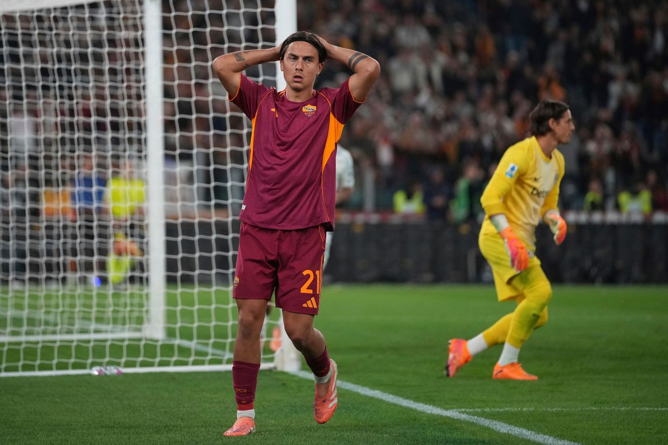 Paulo Dybala, actual delantero de Roma de Italia.
