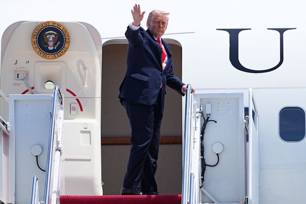 Trump rechazó la propuesta de paz de Irán y anunció aranceles del 25% a los autos de Europa