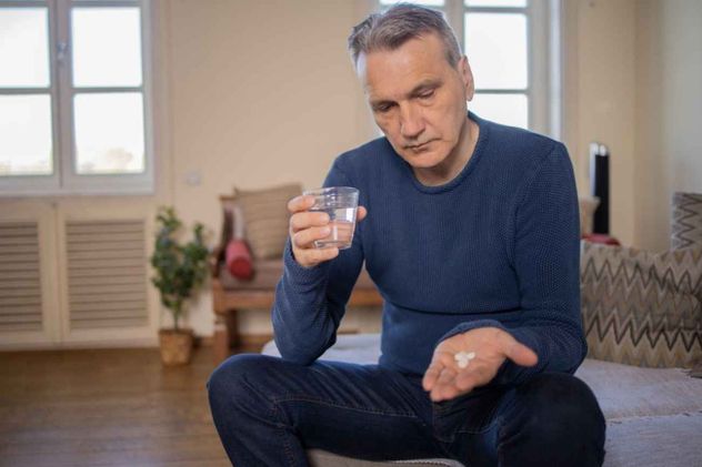 Muchos culpan a los ultraprocesados o a las intolerancias, pero la clave del malestar intestinal podría estar en el reloj.