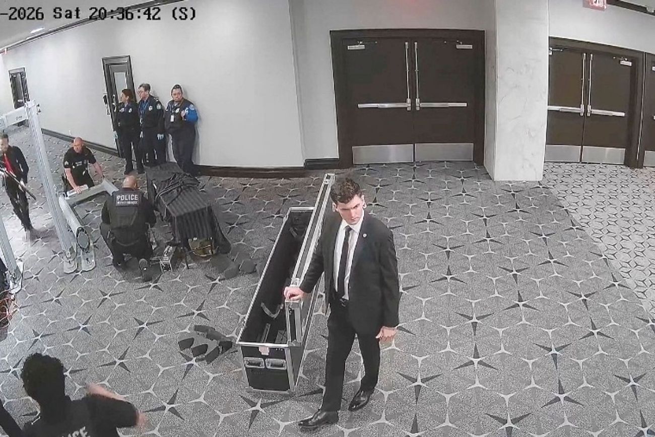 Ataque a Trump: revelan un nuevo video que muestran al agresor saltando el control de seguridad
