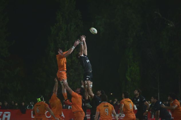 Dogos XV vs Tarucas en Córdoba Athletic por el Súper Rugby Américas.