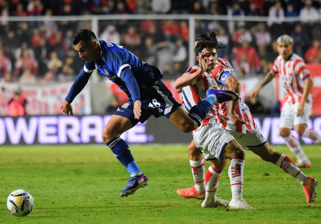 Talleres en su visita a Unión, en Santa Fe.