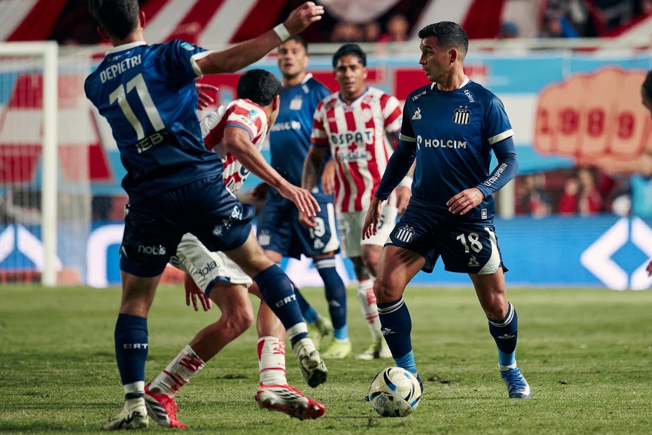 Talleres vs Unión de Santa Fe.