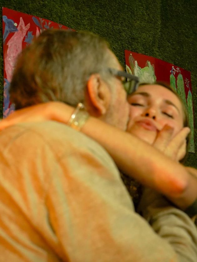 Luis Brandoni y Macarena en la presentación de su primer libro de poesía.