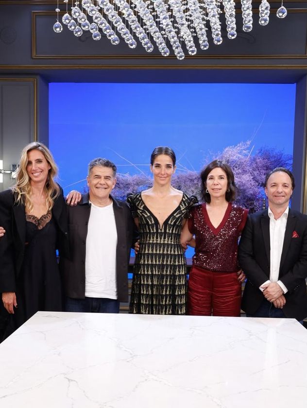Luciana Geuna, Julian Weich, Juana Viale, María O’Donnell y Miguel Boggiano en "La noche de Mirtha"