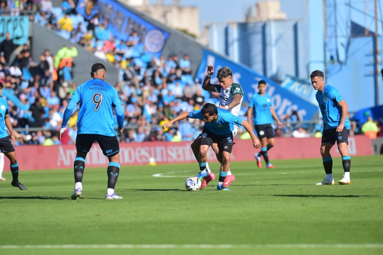 Belgrano recibió a Sarmiento por el Torneo Apertura 2026 por el Gigante de Alberdi. 