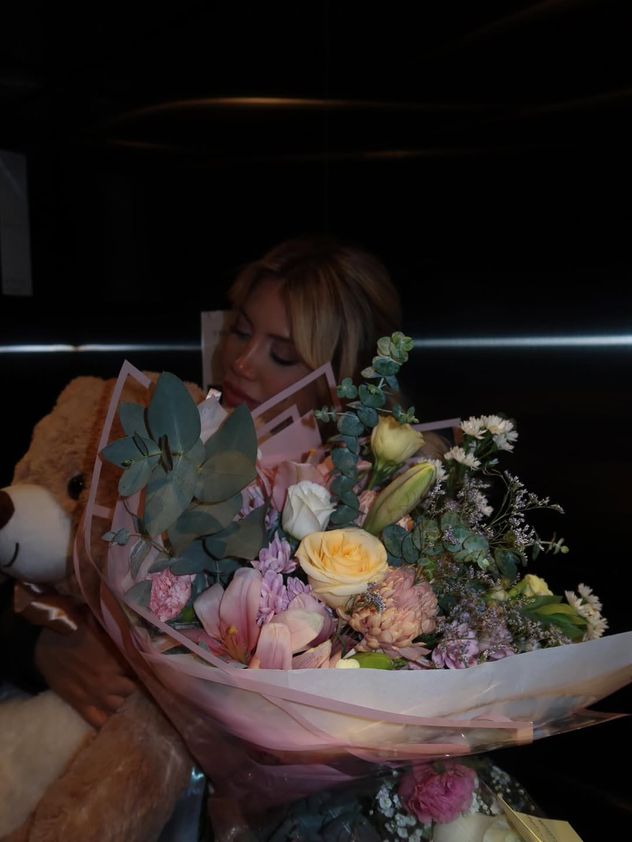 Wanda Nara con el regalo que le hizo Martín Migueles