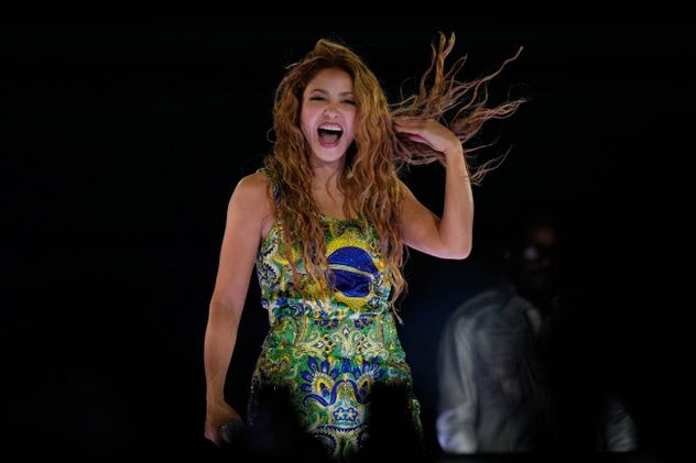 Shakira sacudió Copacabana, la playa más popular de Río de Janeiro. Allí, un show inolvidable convocó a dos millones de personas. (AP)