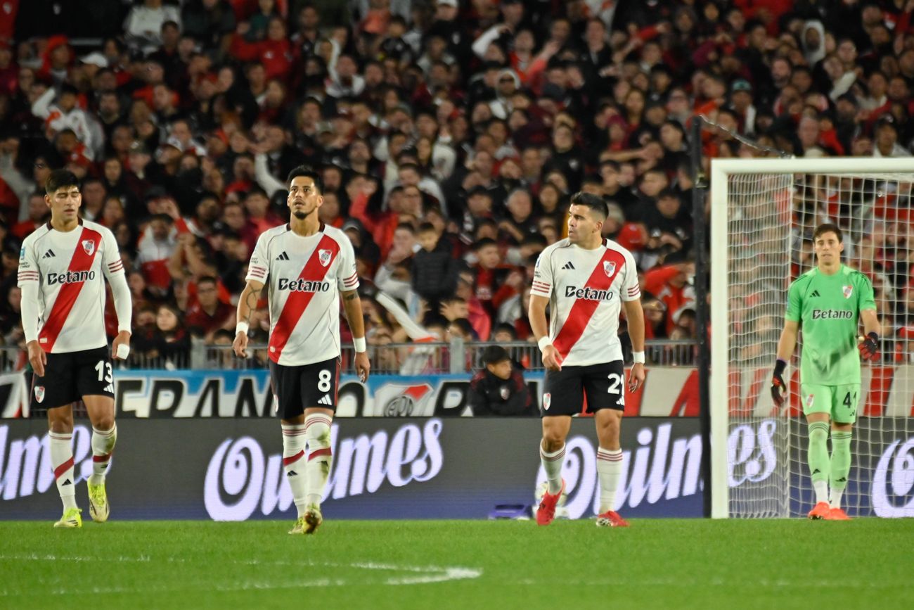 River recibió a Atlético Tucumán por el Torneo Apertura 2026. 