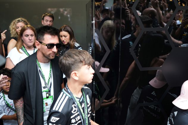 Así fue la llegada de Messi al GP de Miami este domingo 3 de mayo de 2026.