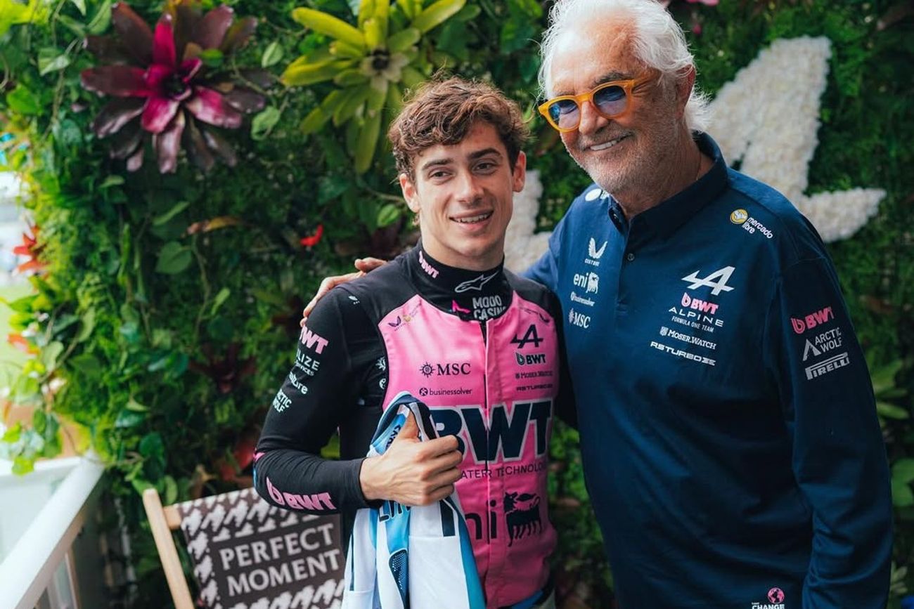 “Franco completó una semana excelente, rindiendo al nivel que esperamos de él en cada fin de semana de carrera”, señaló Briatore sobre Colapinto. (IG Flavio Briatore)