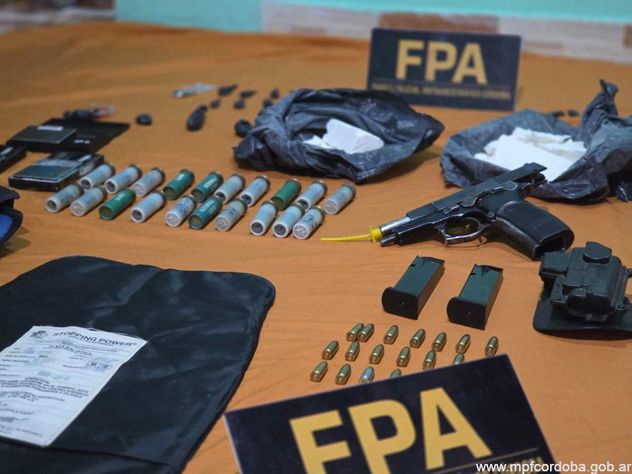 La FPA incautó más de 5.700 dosis de cocaína en Villa La Tela.