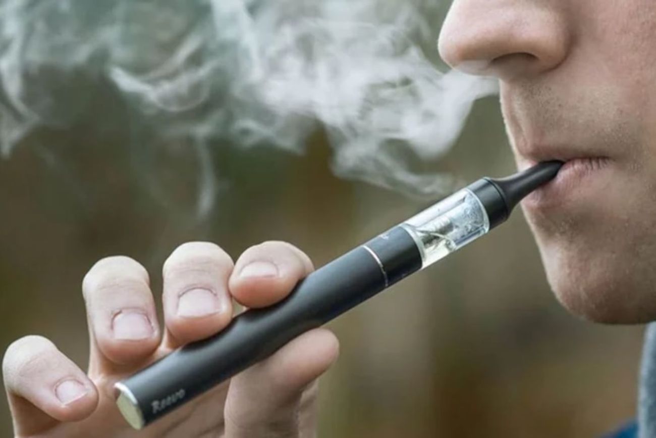 El Gobierno reguló la venta de vapeadores, tabaco calentado y bolsitas de nicotina: qué cambia