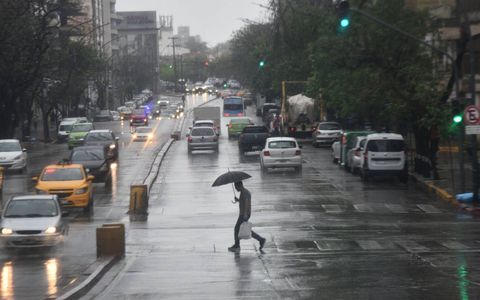 Clima en Córdoba. Lluvia en la capital cordobesa.