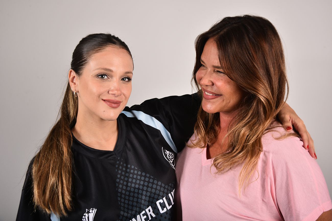 Nazarena y Barbie Vélez.