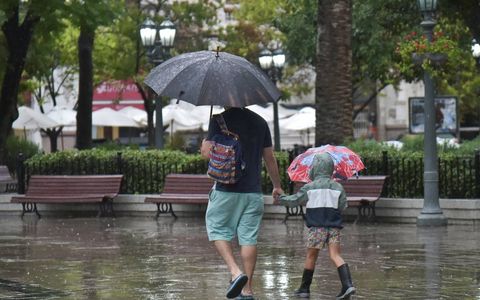 Clima en Córdoba. Lluvia en la capital cordobesa.