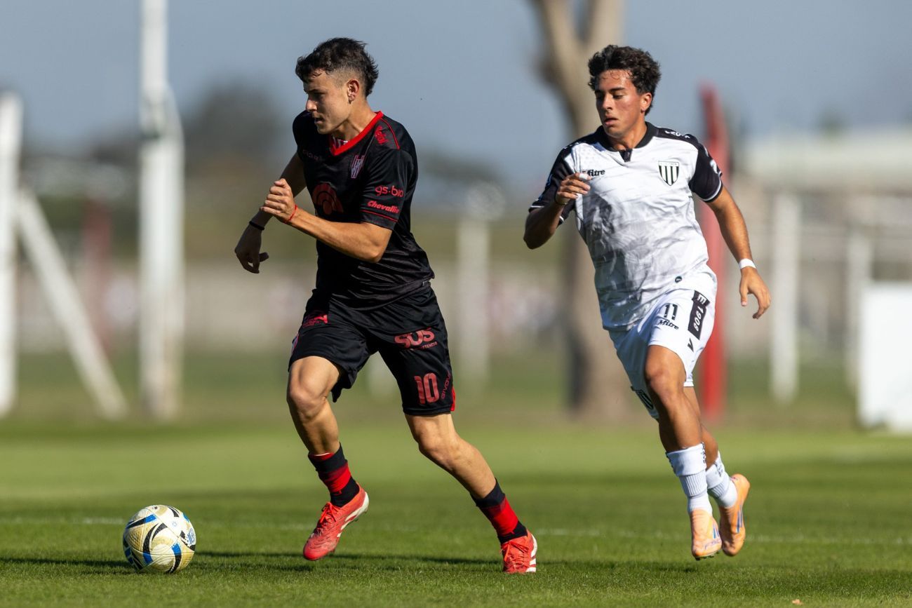 Instituto vs. Gimnasia de Mendoza por el Torneo de Reserva.