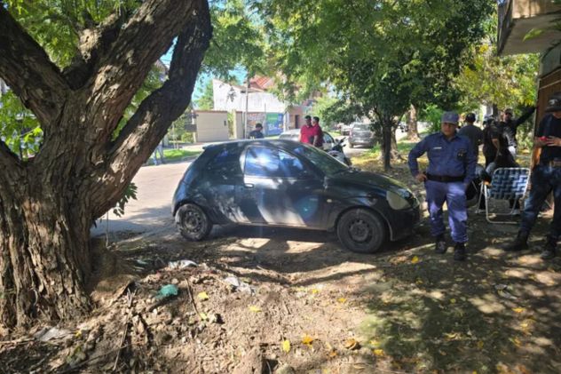 Conmoción en Chaco: un policía mató a su padre tras una discusión y luego asesinó a su expareja.