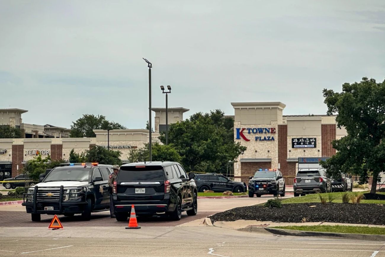 Un tiroteo en un supermercado coreano en Texas dejó 2 muertos y 3 heridos: detuvieron al sospechoso. (NBC News)