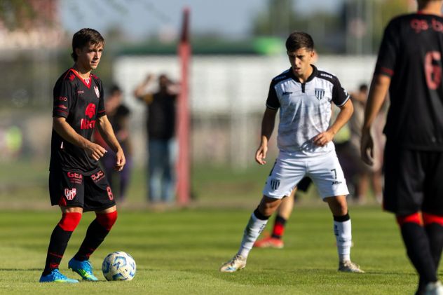 Instituto vs. Gimnasia de Mendoza por el Torneo de Reserva.