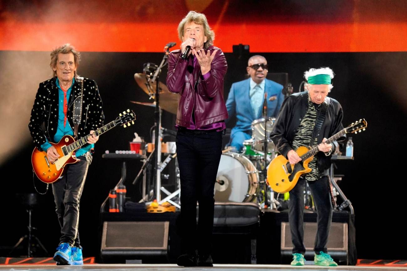 Los Rolling Stones, durante un show ofrecido en Chicago en 2024. (AP)