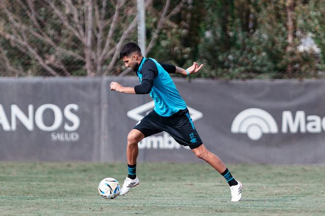 Lisandro López, pilar defensivo del Pirata.