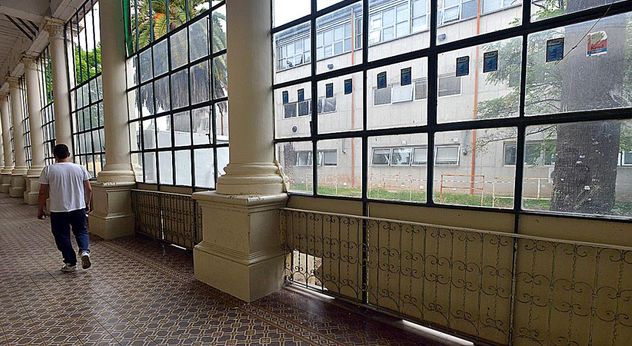 Los hospitales de Córdoba contaban con un porcentaje del 38% sobre el presupuesto total, alrededor de $ 25 mil millones para hacer frente a los múltiples gastos.