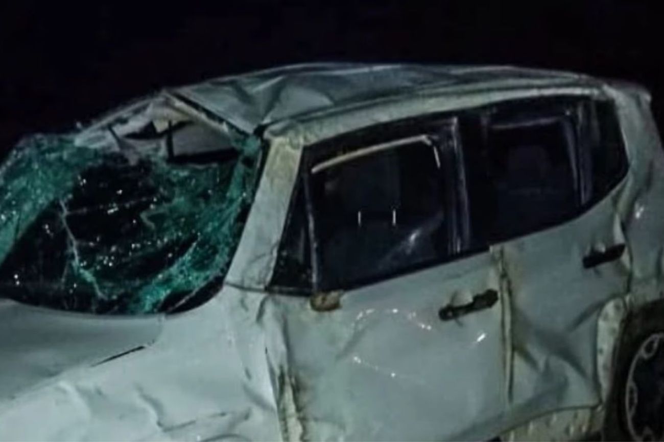 Impactante choque y vuelco en la ruta 3 dejó tres heridos en Santa Cruz.