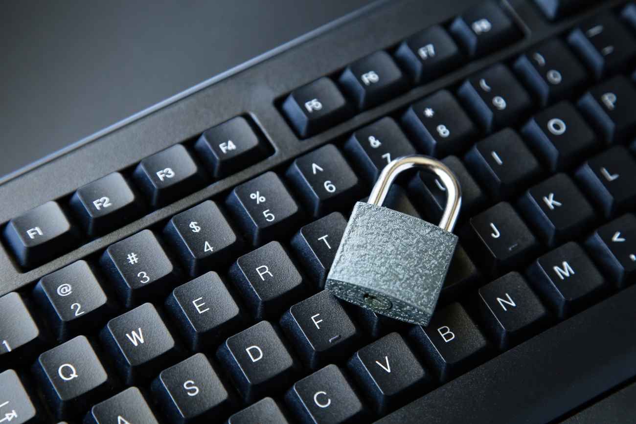 La seguridad digital ya no depende de recordar mejores contraseñas, sino de cambiar el modelo completo de protección.
