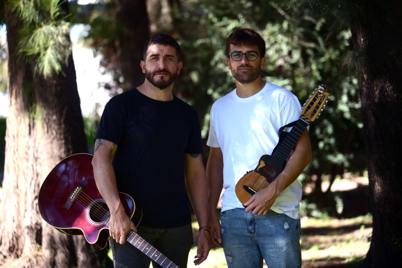 Mauricio Tarantola y Agustín Carletti del dúo Amukan.