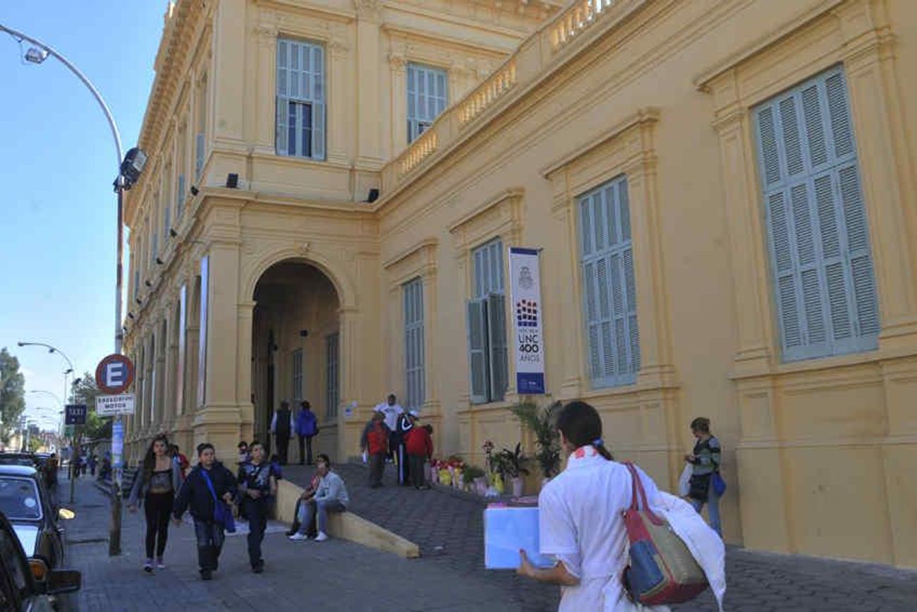Hospitales universitarios de Córdoba en alerta: denuncian que Nación no envía los fondos para su funcionamiento. 