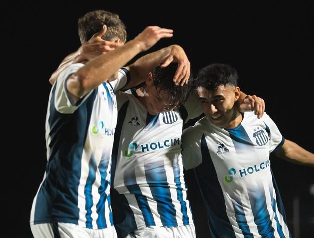 Talleres vs. Atlético Tucumán por el Torneo de Reserva.