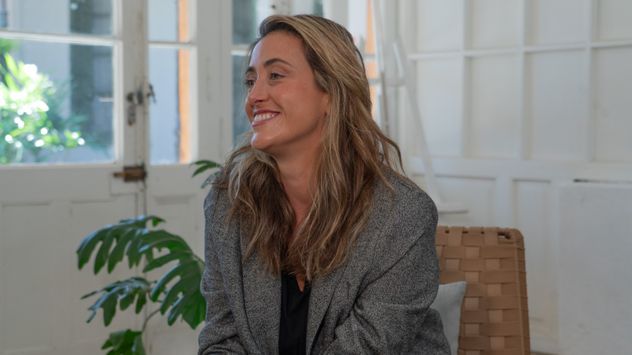 Agustina López en el primer capítulo de Reset Materno.