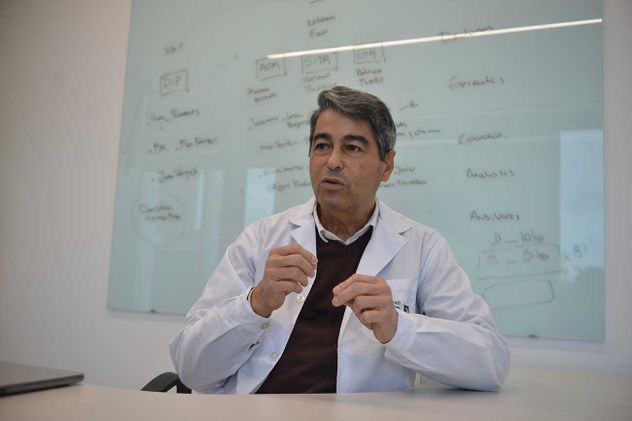 Marcelo Orias,  director de la carrera de medicina de la Universidad Siglo 21. 