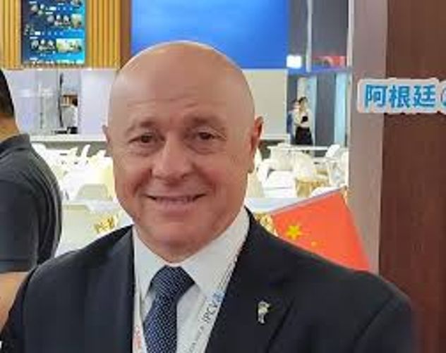DANIEL URCÍA. Presidente de Fifra