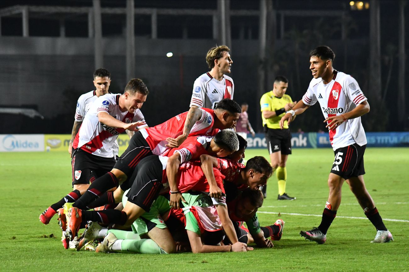 River y un triunfo agónico.