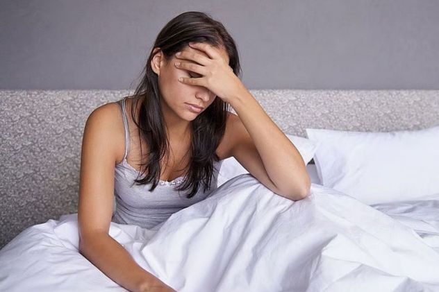 ¿Te despertás a la madrugada y no podés dormir más? Los hábitos que recomiendan los expertos para recuperar el descanso.